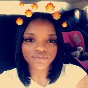 Meet your Posher, Nina